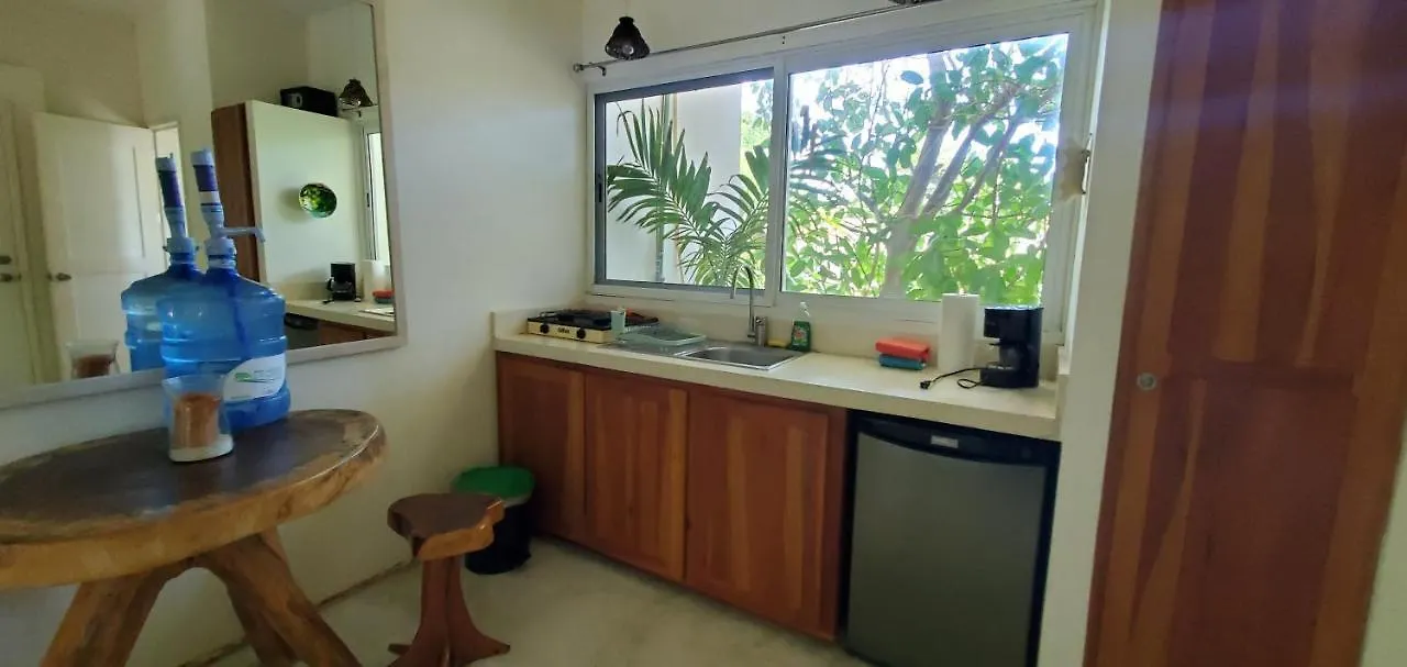 Layla Guesthouse Puerto Morelos Mexico